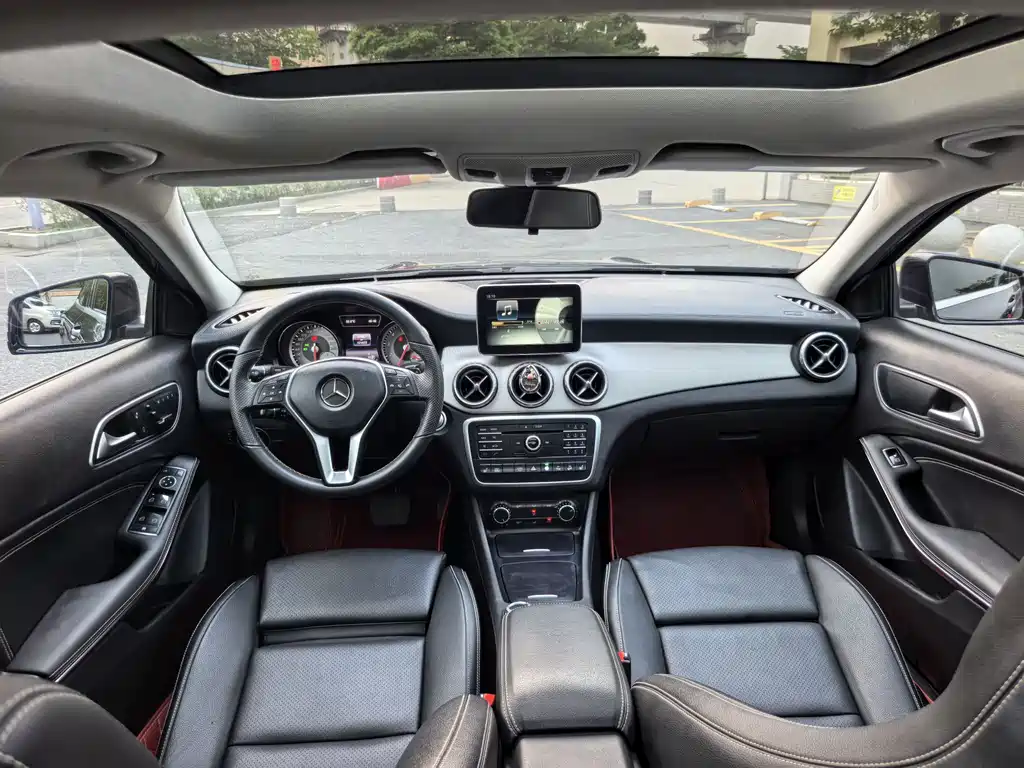 Mercedes-Benz GLA 2016 — фото 11