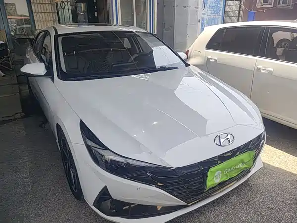 Hyundai Elantra 2021