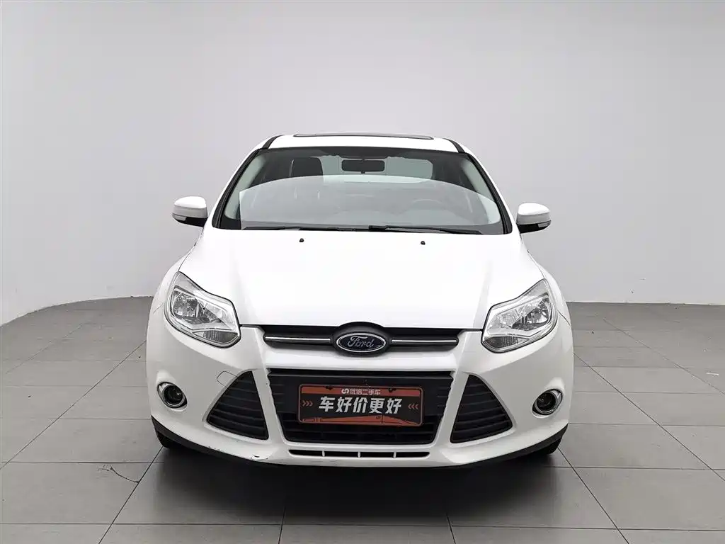 Ford Focus 2015 — фото 3
