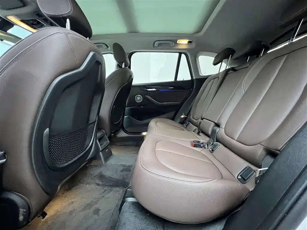 BMW X1 2022 — фото 15
