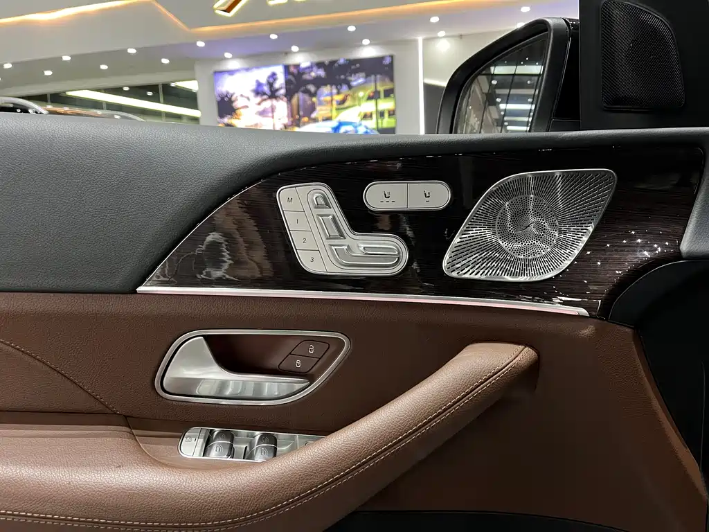 Mercedes-Benz GLE 2025 — фото 10