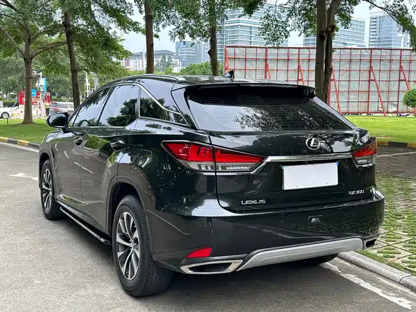 Lexus RX 2020