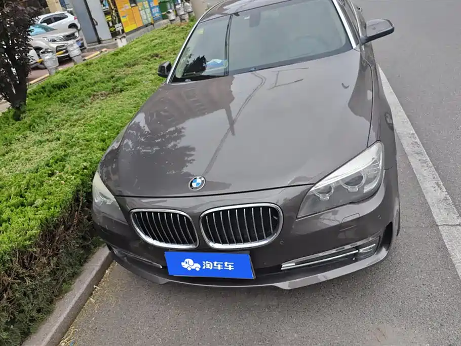 BMW 7 Series 2013 — фото 2