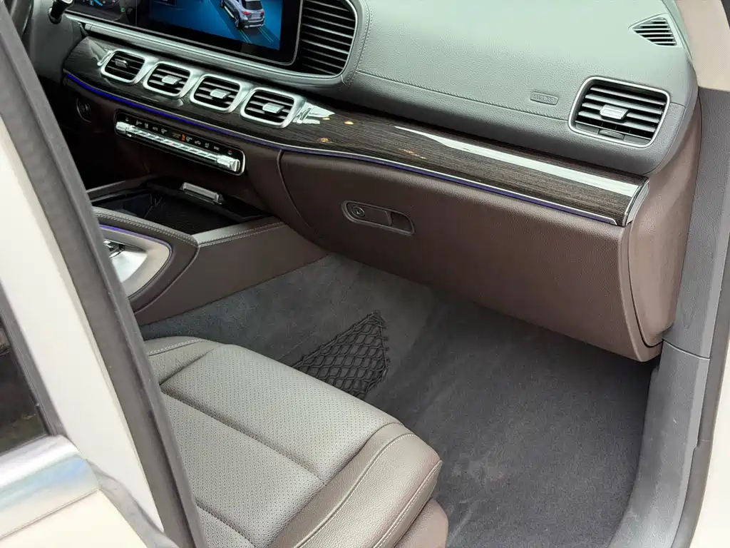 Mercedes-Benz GLE 2020 — фото 17