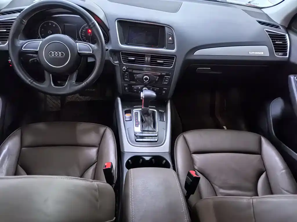 Audi Q5 2017 — фото 11
