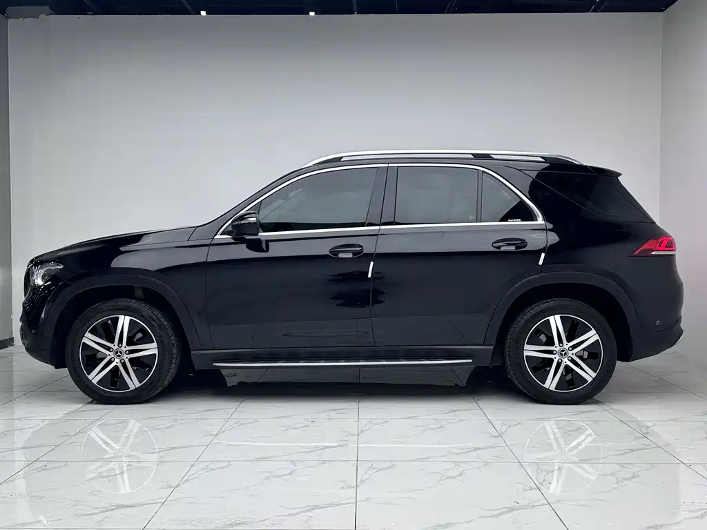 Mercedes-Benz GLE 2021