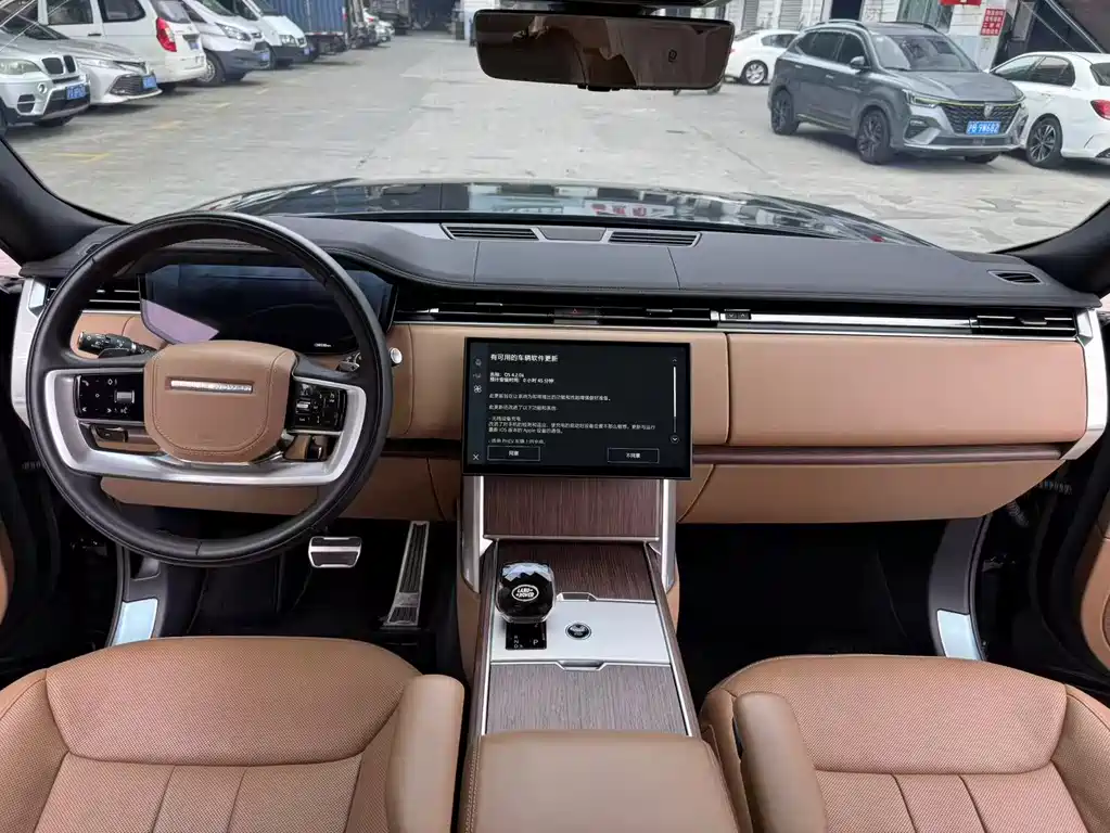 Land Rover Range Rover 2024 — фото 10