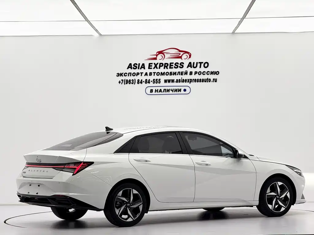 Hyundai Elantra 2023