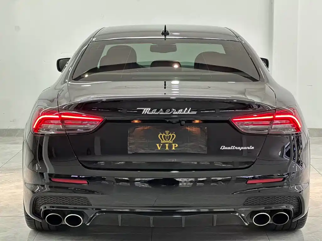 Maserati Quattroporte 2014 — фото 8