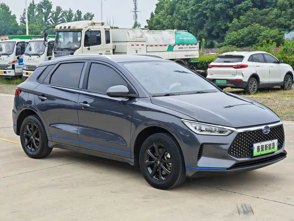 BYD e2 2021