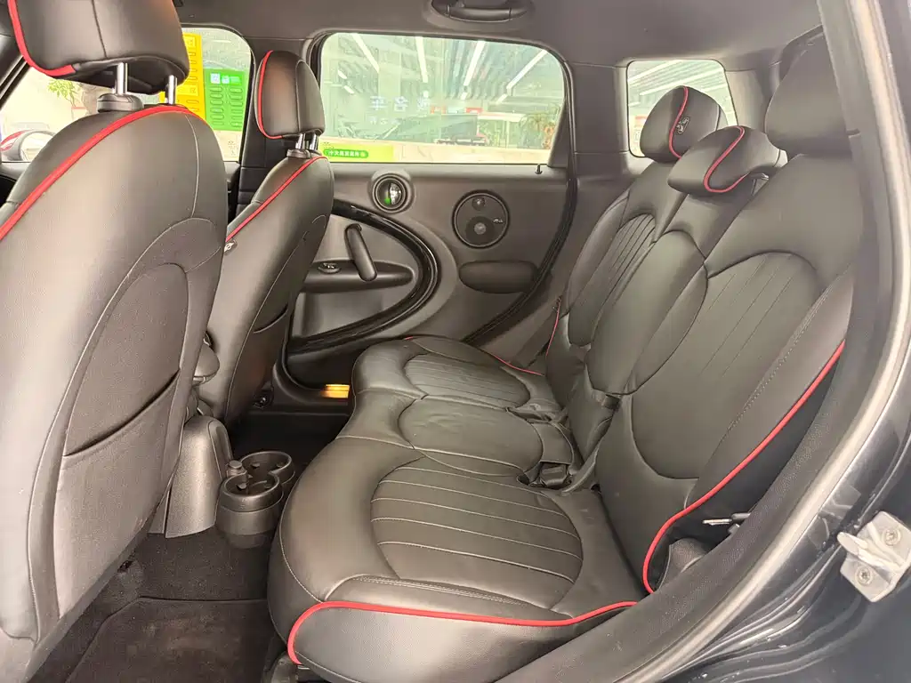 MINI JCW COUNTRYMAN 2015 — фото 16