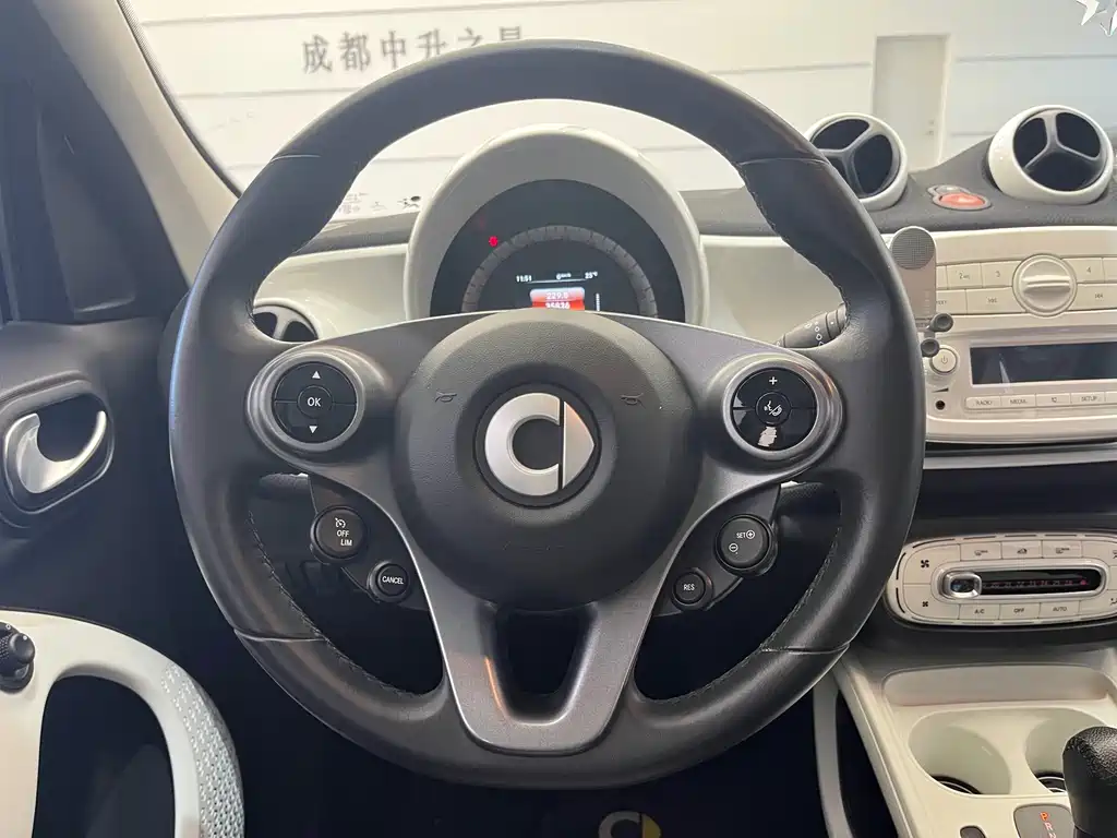 smart Forfour 2017 — фото 17