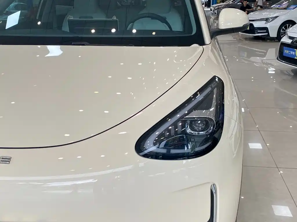Geely Galaxy Starwish 2025 — фото 13
