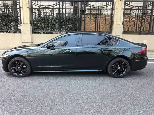 Jaguar XFL 2021