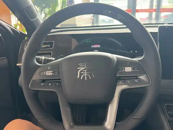 BYD Qin L 2025