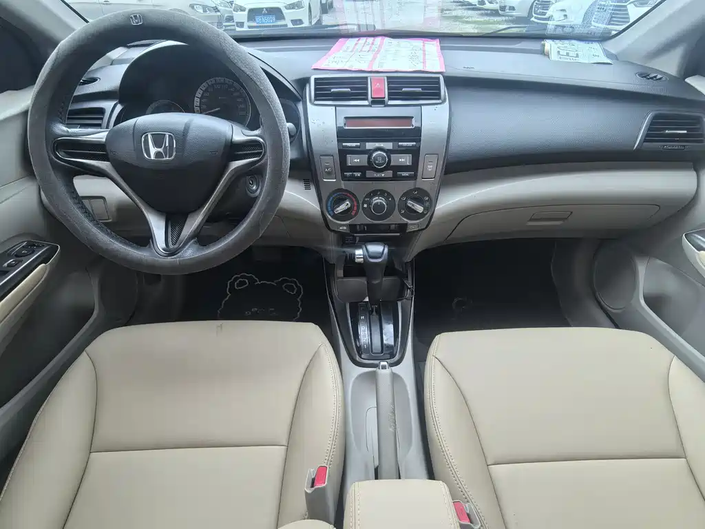 Honda City Classic 2015 — фото 13