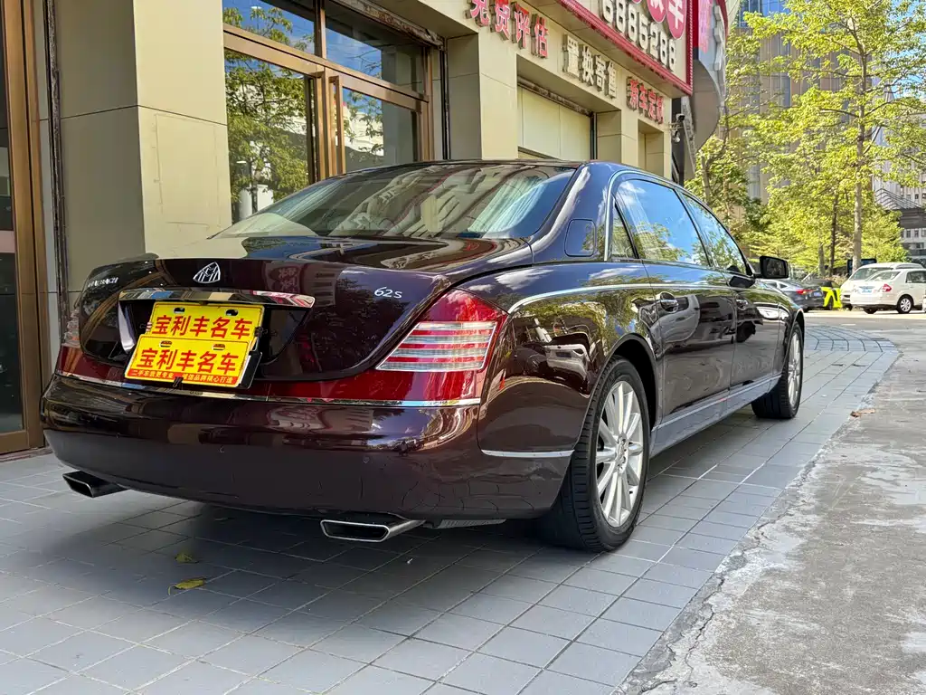 Maybach Maybach 2012 — фото 24