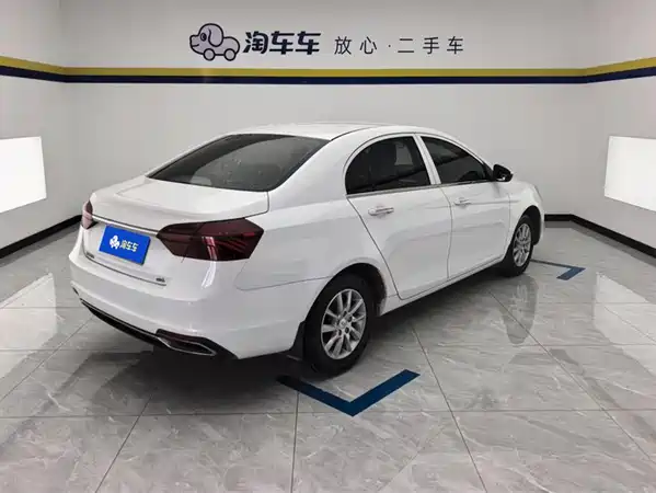 Geely Emgrand 2020