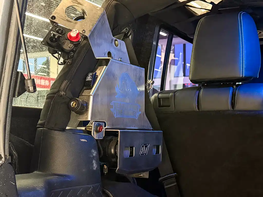 Jeep Wrangler 2015 — фото 21