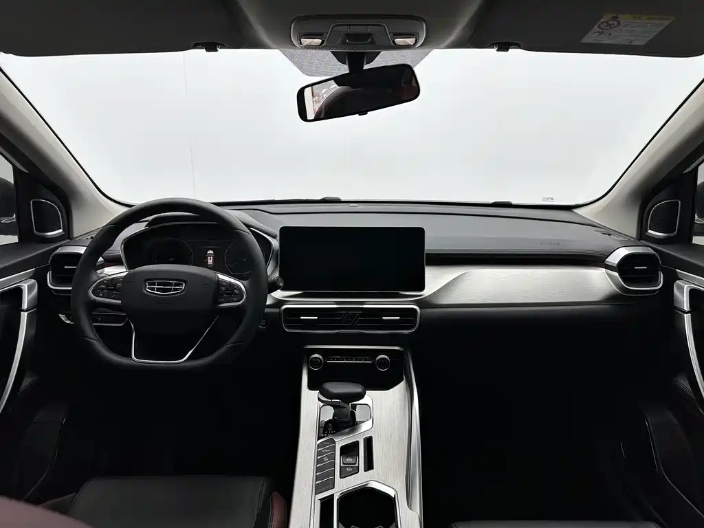 Geely Binyue 2022