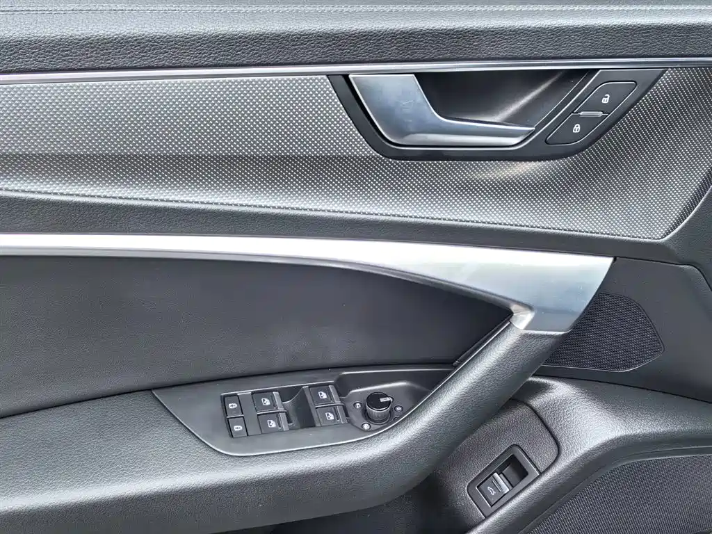 Audi A6L 2020 — фото 18