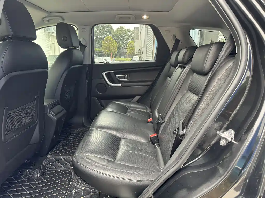 Land Rover Discovery Sport 2018 — фото 9