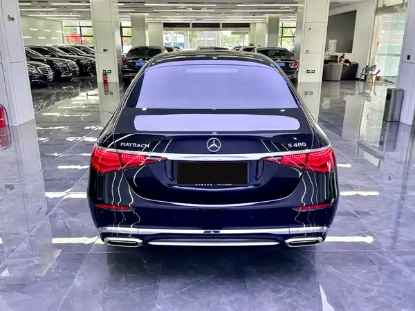 Mercedes-Benz Maybach S-Class 2025