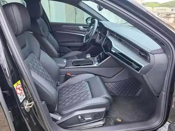 Audi A6L 2025
