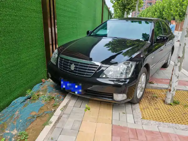 Toyota Crown 2007