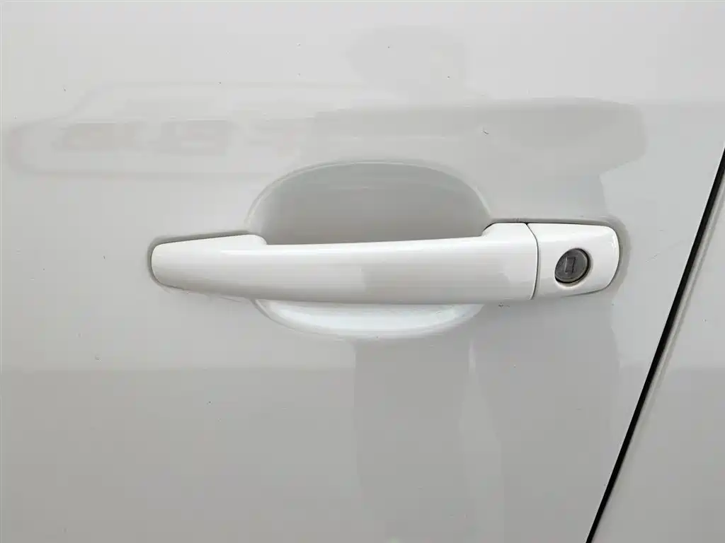 Citroen C-Quatre 2015 — фото 18