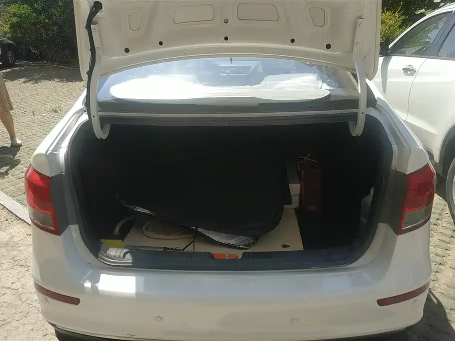 Kia K2 2015