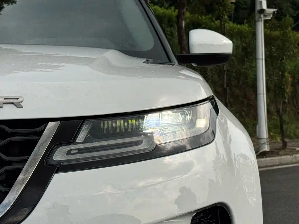 Land Rover Evoque 2022 — фото 4