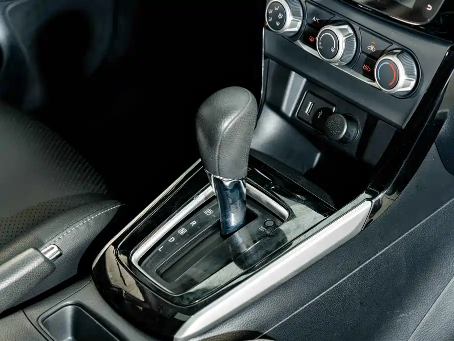 Nissan Sylphy 2021 — фото 18