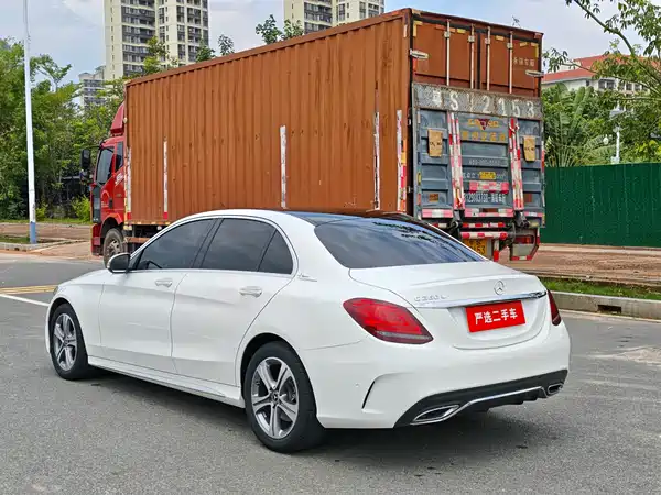 Mercedes-Benz C-Class 2020