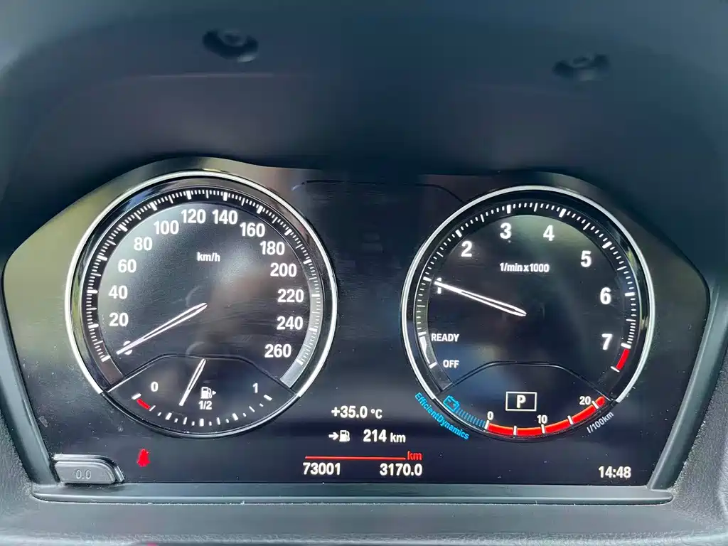 BMW 1 Series 2021 — фото 9