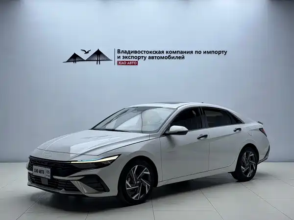 Hyundai Elantra 2023