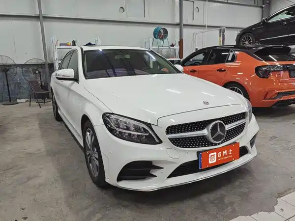 Mercedes-Benz C-Class 2020