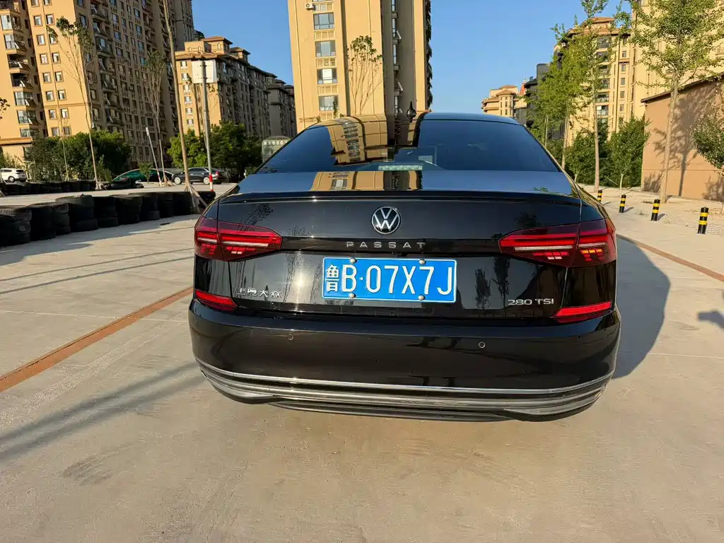 Volkswagen Passat 2021