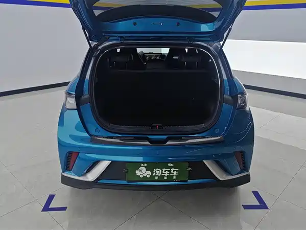 BYD Dolphin 2022