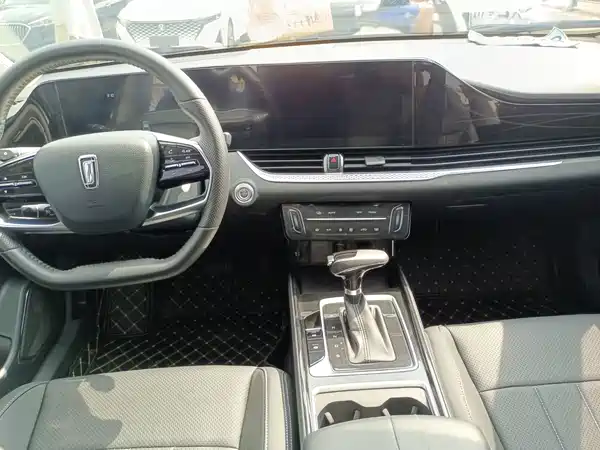 Bestune B70 2021