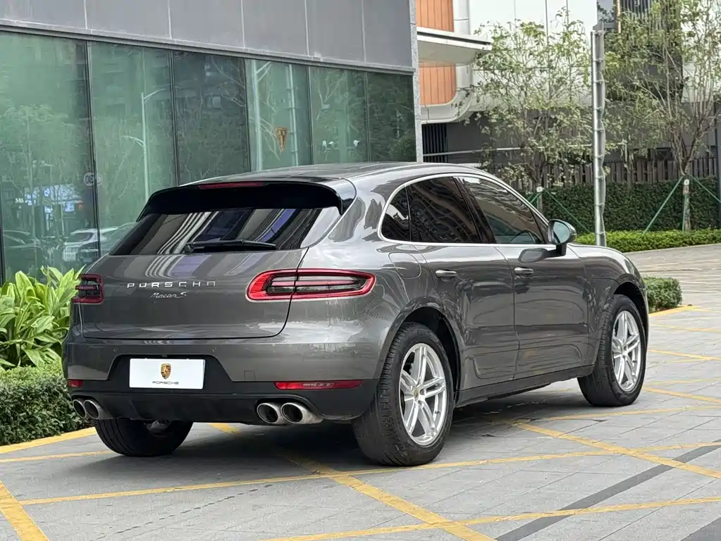 Porsche Macan 2016 — фото 9