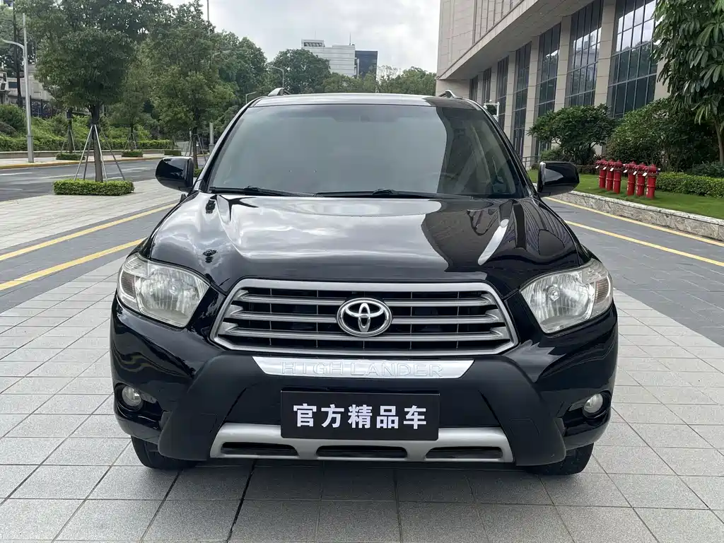 Toyota Highlander 2010 — фото 2