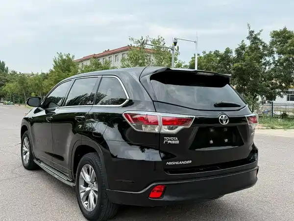 Toyota Highlander 2015
