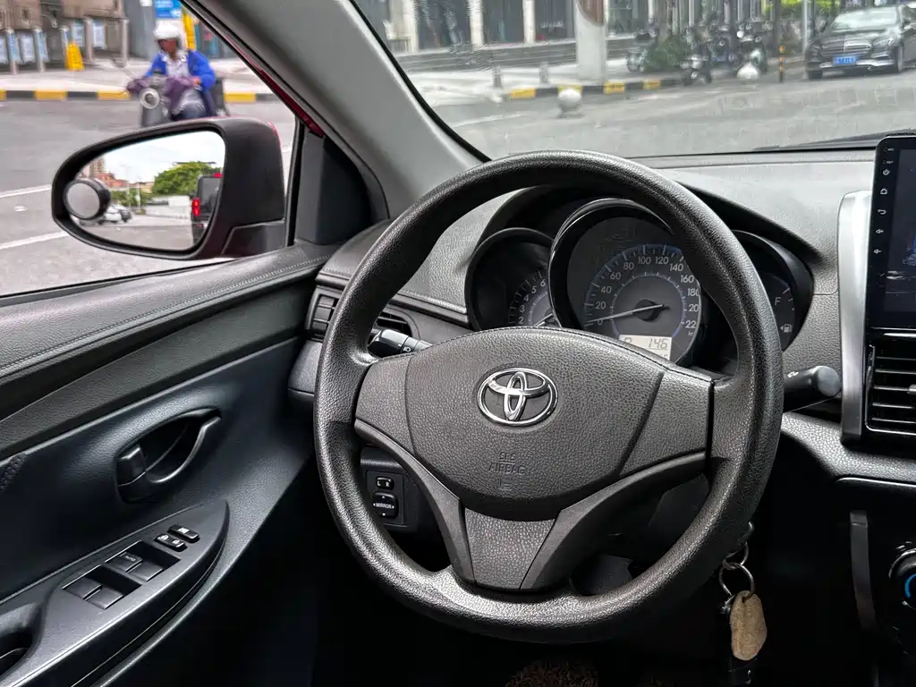 Toyota Vios 2014 — фото 15