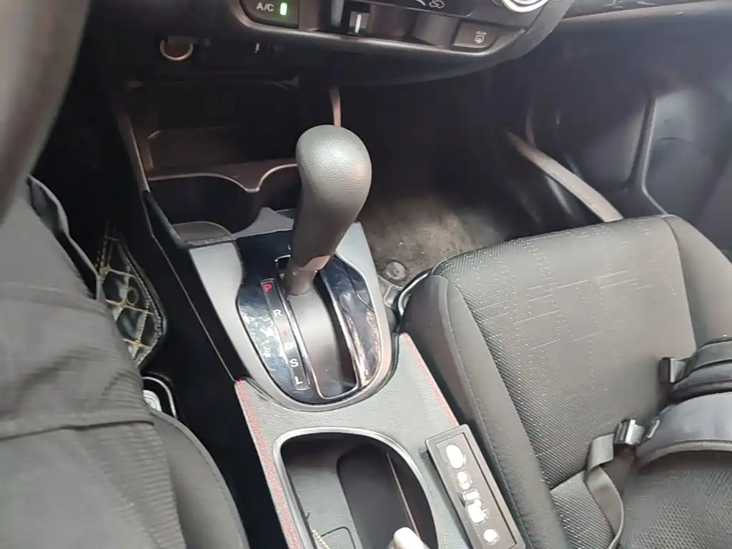 Honda Fit 2018 — фото 14