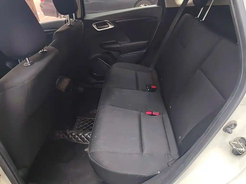 Honda Fit 2018 — фото 17