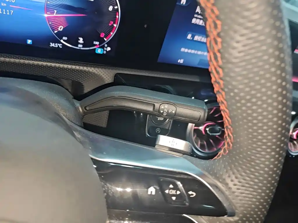 Mercedes-Benz A-Class 2023 — фото 14