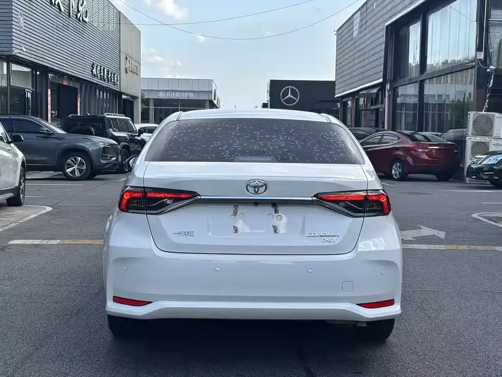 Toyota Corolla 2022 — фото 10