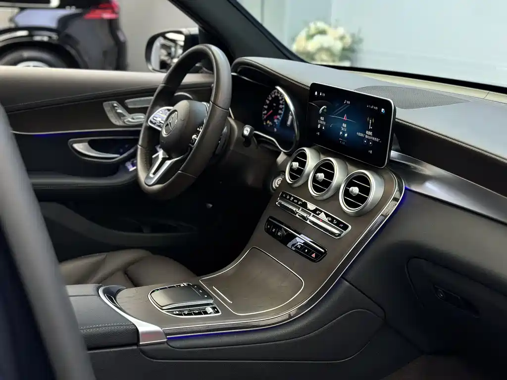 Mercedes-Benz GLC 2022 — фото 10