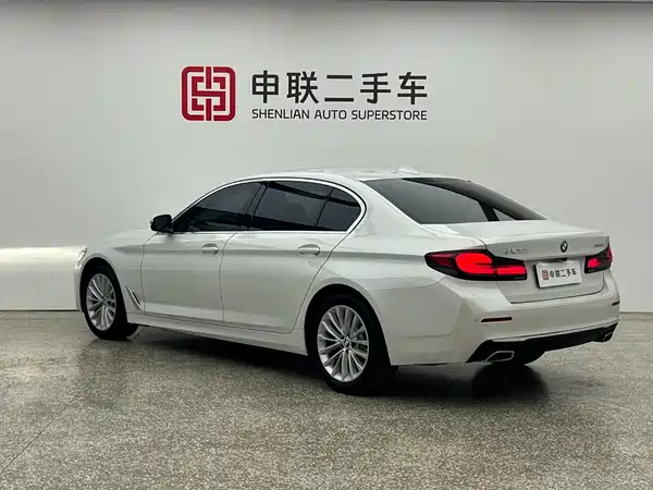 BMW 5 Series 2022